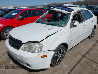2007 Suzuki Forenza z VIN KL5JD56Z57K540945, wystawiony jako IAAI lot #41946306 z przebiegiem 110 398 mil mil oraz . Historia ofert i sprzedaży dostępna na DreamBid. Obrazek 2.
