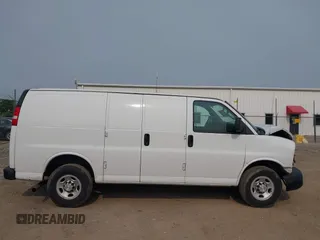2016 Chevrolet Express Cargo with VIN 1GCWGAFF6G1128884, listed as a IAAI auction lot 42414808 with 198,206 mi miles and . Bid and sale history available at DreamBid. Image 13.