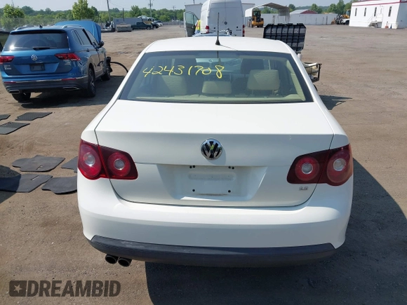 2008 Volkswagen Jetta S with VIN 3VWJZ71K08M131499, listed as a IAAI auction lot 42431708 with 90,512 mi miles and . Bid and sale history available at DreamBid. Image 16.