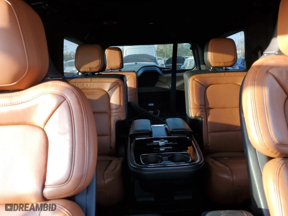 2020 Lincoln Navigator Reserve with VIN 5LMJJ2LT5LEL03276, listed as a Copart auction lot 76548834 with 23,646 mi miles and Non Repairable. Bid and sale history available at carsss.com. Image 10.