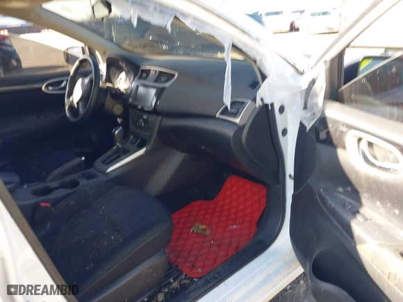 2019 Nissan Sentra SR with VIN 3N1AB7AP1KY325707, listed as a IAAI auction lot 41943304 with 1 mi miles. Bid and sale history available at carsss.com. Image 5.