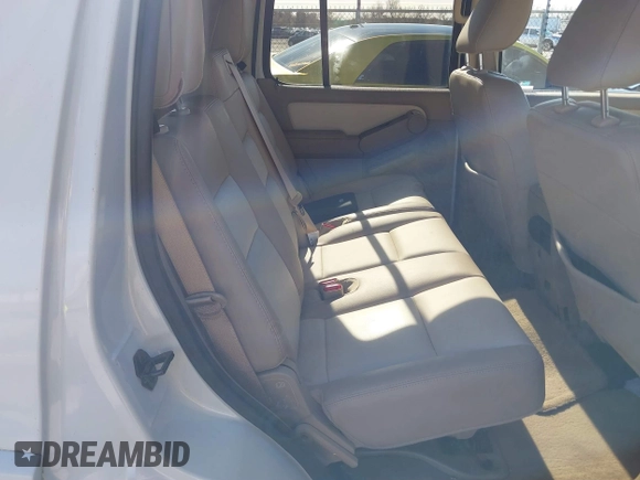 2010 Ford Explorer XLT with VIN 1FMEU6DE2AUA93242, listed as a IAAI auction lot 41343517 with 52,139 mi miles and . Bid and sale history available at DreamBid. Image 8.