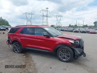 2022 Ford Explorer XLT z VIN 1FMSK8DH4NGC35593, wystawiony jako IAAI lot #42167354 z przebiegiem 29 747 mil mil oraz . Historia ofert i sprzedaży dostępna na DreamBid. Obrazek 18.