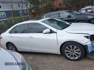 2017 Toyota Camry Hybrid LE with VIN 4T1BD1FK4HU204747, listed as a IAAI auction lot 41361540 with 124,746 mi miles. Bid and sale history available at carsss.com. Image 13.