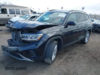 2021 Volkswagen Atlas SE z VIN 1V2WR2CAXMC558294, wystawiony jako IAAI lot #41447619 z przebiegiem 48 652 mil mil oraz . Historia ofert i sprzedaży dostępna na DreamBid. Obrazek 17.