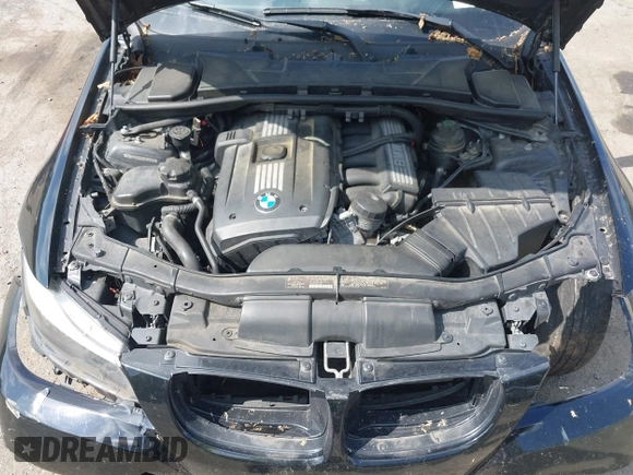 2011 BMW 3 Series 328i with VIN WBAPH5G55BNM81646, listed as a IAAI auction lot 42376059 with 116,318 mi miles and . Bid and sale history available at DreamBid. Image 10.