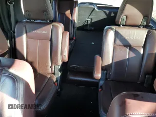 2015 Ford Expedition Platinum z VIN 1FMJU1LT1FEF26438, wystawiony jako Copart lot #85482034 z przebiegiem 165 095 mil mil oraz Czysty tytuł • Clean title. Historia ofert i sprzedaży dostępna na DreamBid. Obrazek 10.