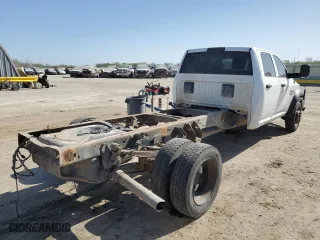 2018 Ram 5500 Chassis Cab Tradesman with VIN 3C7WRNFL2JG371658, listed as a Copart auction lot 52543245 with 150,250 mi miles and Salvage Title. Bid and sale history available at carsss.com. Image 3.