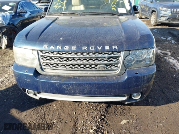 2011 Land Rover Range Rover SC z VIN SALMF1E4XBA337704, wystawiony jako IAAI lot #41432418 z przebiegiem Nie podano mil oraz . Historia ofert i sprzedaży dostępna na DreamBid. Obrazek 6.