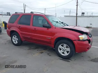 2006 Ford Escape Hybrid with VIN 1FMCU96H96KA52738, listed as a IAAI auction lot 41773608 with 214,834 mi miles and . Bid and sale history available at DreamBid. Image 1.