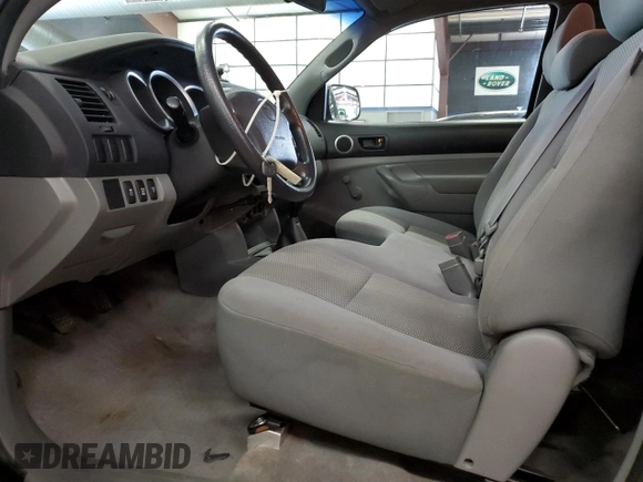 2010 Toyota Tacoma z VIN 5TEPX4ENXAZ672722, wystawiony jako Copart lot #58229425 z przebiegiem 132 308 mil mil oraz Czysty tytuł • Clean title. Historia ofert i sprzedaży dostępna na DreamBid. Obrazek 7.