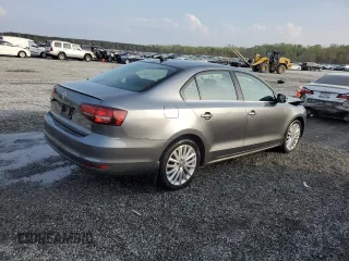 2016 Volkswagen Jetta SEL with VIN 3VWL17AJ3GM309914, listed as a Copart auction lot 51681525 with 132,154 mi miles and Salvage title. Bid and sale history available at DreamBid. Image 3.