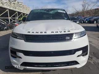 2024 Land Rover Range Rover Sport Dynamic SE with VIN SAL1L9FU4RA185843, listed as a Copart auction lot 82777484 with 4,880 mi miles and Salvage Title. Bid and sale history available at DreamBid. Image 5.