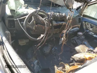 2005 Ford Escape Limited z VIN 1FMYU04115KA70415, wystawiony jako Copart lot #49111495 z przebiegiem Nie podano mil oraz Szkoda całkowita • Salvage title. Historia ofert i sprzedaży dostępna na DreamBid. Obrazek 8.