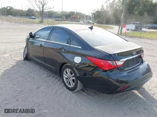 2011 Hyundai Sonata GLS with VIN 5NPEB4ACXBH298675, listed as a IAAI auction lot 41021020 with 160,588 mi miles. Bid and sale history available at carsss.com. Image 3.