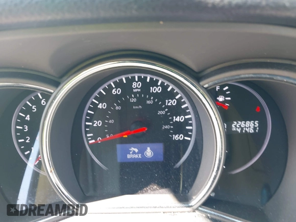 2011 Nissan Murano SV z VIN JN8AZ1MW2BW185042, wystawiony jako IAAI lot #41996661 z przebiegiem 226 865 mil mil oraz . Historia ofert i sprzedaży dostępna na DreamBid. Obrazek 7.
