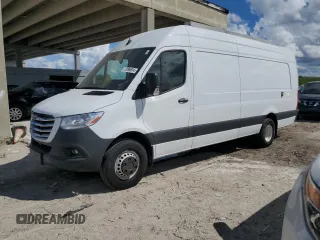 2020 Freightliner Sprinter z VIN W2Y8ED3Y8LP308878, wystawiony jako Copart lot #72096614 z przebiegiem 85 718 mil mil oraz Tytuł czysty. Historia ofert i sprzedaży dostępna na DreamBid. Obrazek 1.