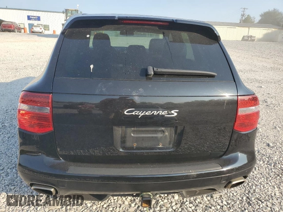 2010 Porsche Cayenne z VIN WP1AB2AP8ALA50293, wystawiony jako Copart lot #69591874 z przebiegiem 216 230 mil mil oraz Czysty tytuł • Clean title. Historia ofert i sprzedaży dostępna na DreamBid. Obrazek 6.