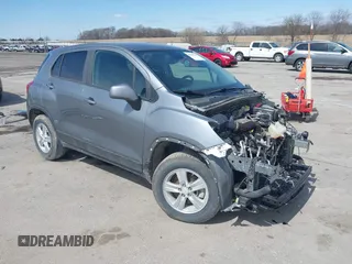2020 Chevrolet Trax LS with VIN 3GNCJNSB6LL208534, listed as a IAAI auction lot 41923764 with 88,009 mi miles. Bid and sale history available at carsss.com. Image 1.