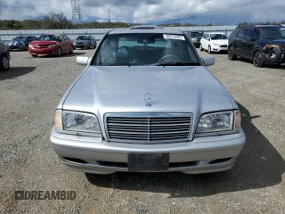 2000 Mercedes-Benz C 230/260/280/320 z VIN WDBHA29G3YA859826, wystawiony jako Copart lot #48573425 z przebiegiem 158 093 mil mil oraz Szkoda całkowita • Salvage title. Historia ofert i sprzedaży dostępna na DreamBid. Obrazek 5.