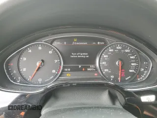 2017 Audi A8 z VIN WAU44AFD1HN009176, wystawiony jako Copart lot #57647675 z przebiegiem 94 317 mil mil oraz Szkoda całkowita • Salvage title. Historia ofert i sprzedaży dostępna na DreamBid. Obrazek 9.
