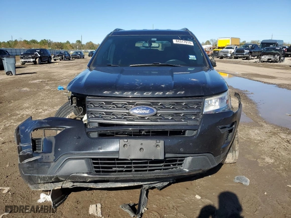 2019 Ford Explorer XLT with VIN 1FM5K7D87KGA07493, listed as a Copart auction lot 84317014 with 93,304 mi miles and Salvage Title. Bid and sale history available at carsss.com. Image 5.