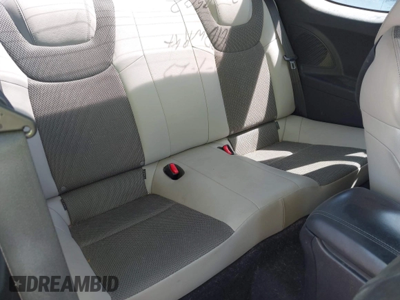 2013 Hyundai Genesis Coupe Premium с VIN KMHHT6KD1DU101698, выставлен на аукционе IAAI как лот 42242579 с пробегом 67 136 миль миль и . История ставок и продаж доступна на DreamBid. Изображение 8.