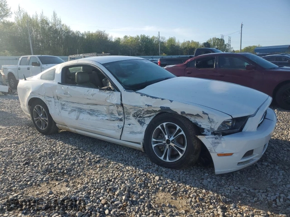 2014 Ford Mustang V6 with VIN 1ZVBP8AM2E5264414, listed as a Copart auction lot 51498755 with 162,595 mi miles and Salvage Title. Bid and sale history available at carsss.com. Image 4.