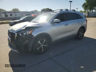 2017 Kia Sorento EX z VIN 5XYPH4A50HG251910, wystawiony jako Copart lot #54883465 z przebiegiem 146 974 mil mil oraz Szkoda całkowita • Salvage title. Historia ofert i sprzedaży dostępna na DreamBid. Obrazek 1.
