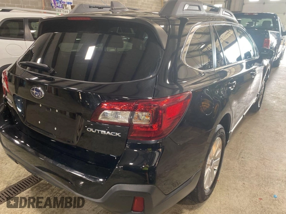 2018 Subaru Outback Premium z VIN 4S4BSAFC6J3328092, wystawiony jako IAAI lot #42566461 z przebiegiem 63 226 mil mil oraz . Historia ofert i sprzedaży dostępna na DreamBid. Obrazek 31.
