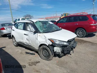 2022 Nissan Kicks S with VIN 3N1CP5BV0NL485865, listed as a IAAI auction lot 41639629 with 55,070 mi miles. Bid and sale history available at carsss.com. Image 14.