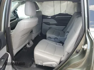 2018 Toyota Highlander Limited с VIN 5TDDZRFH7JS841952, выставлен на аукционе Copart как лот 56663945 с пробегом 50 489 миль миль и Списание • Salvage title. История ставок и продаж доступна на DreamBid. Изображение 11.