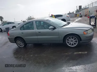 2006 Volvo S60 2.4L Turbo with VIN YV1RS547X62555387, listed as a IAAI auction lot 41216578 with 126,250 mi miles. Bid and sale history available at carsss.com. Image 13.