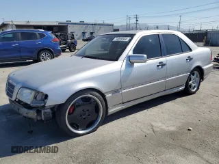 1999 Mercedes-Benz C z VIN WDBHA33G6XF789237, wystawiony jako Copart lot #74065544 z przebiegiem 198 201 mil mil oraz Szkoda całkowita • Salvage title. Historia ofert i sprzedaży dostępna na DreamBid. Obrazek 1.