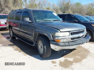 2002 Chevrolet Suburban LS with VIN 3GNEC16Z62G198727, listed as a IAAI auction lot 41843171 with 342,212 mi miles. Bid and sale history available at carsss.com. Image 1.