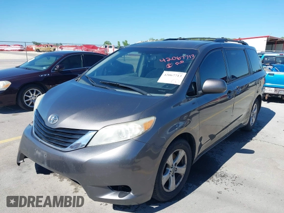 2014 Toyota Sienna LE AAS with VIN 5TDKK3DC8ES457023, listed as a IAAI auction lot 42067713 with 335,130 mi miles. Bid and sale history available at carsss.com. Image 23.