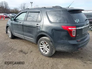 2015 Ford Explorer XLT with VIN 1FM5K8D80FGB08547, listed as a IAAI auction lot 41656080 with 108,213 mi miles and . Bid and sale history available at carsss.com. Image 3.