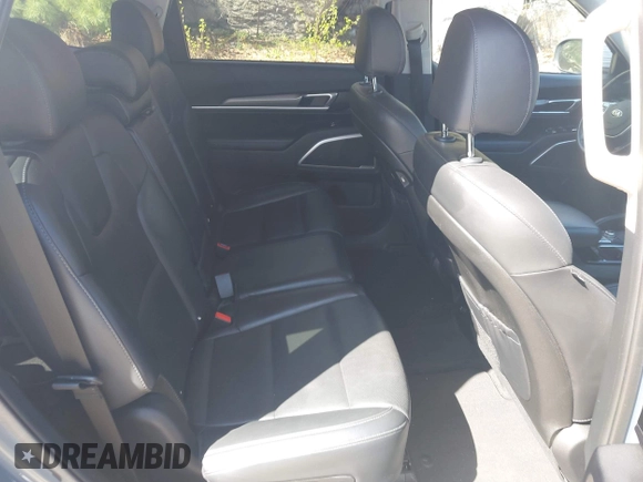2020 Kia Telluride LX z VIN 5XYP2DHC3LG073697, wystawiony jako IAAI lot #42080775 z przebiegiem 78 069 mil mil oraz . Historia ofert i sprzedaży dostępna na DreamBid. Obrazek 8.