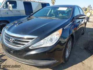 2014 Hyundai Sonata GLS with VIN 5NPEB4AC1EH813762, listed as a IAAI auction lot 41368130 with 90,774 mi miles. Bid and sale history available at carsss.com. Image 6.