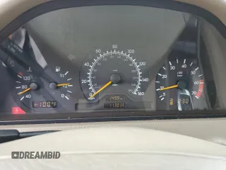 2000 Mercedes-Benz C 230 Kompressor с VIN WDBHA24G9YA806300, выставлен на аукционе Copart как лот 61999505 с пробегом 113 036 миль миль и Списание • Salvage title. История ставок и продаж доступна на DreamBid. Изображение 9.