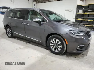 2023 Chrysler Pacifica Hybrid Limited с VIN 2C4RC1S75PR592297, выставлен на аукционе Copart как лот 53637925 с пробегом 39 249 миль миль и Списание • Salvage title. История ставок и продаж доступна на DreamBid. Изображение 4.