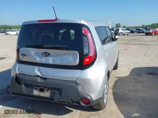 2015 Kia Soul with VIN KNDJN2A22F7770587, listed as a IAAI auction lot 42100497 with 114,933 mi miles. Bid and sale history available at carsss.com. Image 4.