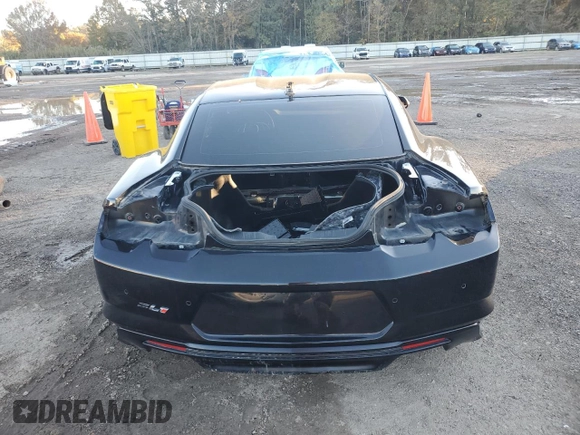 2021 Chevrolet Camaro ZL1 with VIN 1G1FK1R62M0107163, listed as a Copart auction lot 83795824 with 0 mi miles and Salvage Title. Bid and sale history available at carsss.com. Image 6.