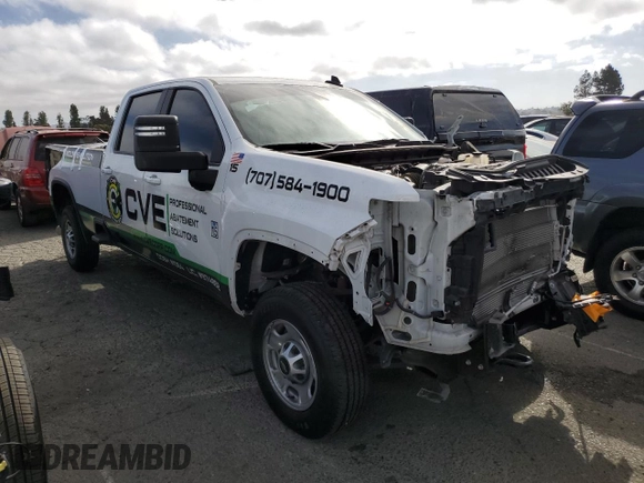 2021 Chevrolet Silverado 3500HD LT with VIN 1GC4YTEYXMF295945, listed as a Copart auction lot 74179534 with 43,064 mi miles and Salvage Title. Bid and sale history available at carsss.com. Image 4.
