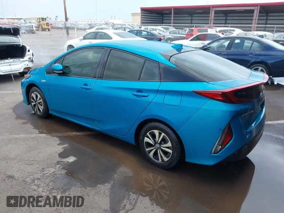2017 Toyota Prius Plus z VIN JTDKARFP7H3054274, wystawiony jako IAAI lot #41895306 z przebiegiem 137 414 mil mil oraz . Historia ofert i sprzedaży dostępna na DreamBid. Obrazek 3.