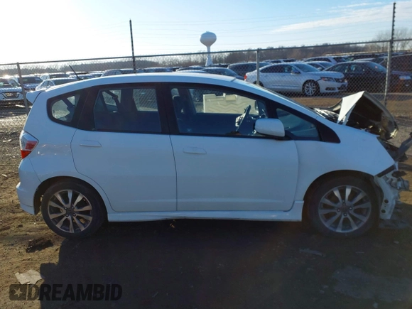 2013 Honda Fit Sport с VIN JHMGE8H53DC052224, выставлен на аукционе IAAI как лот 41524154 с пробегом 74 204 миль миль и . История ставок и продаж доступна на DreamBid. Изображение 14.