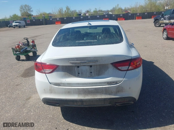 2015 Chrysler 200 C with VIN 1C3CCCEG8FN624043, listed as a IAAI auction lot 42045910 with 96,143 mi miles. Bid and sale history available at carsss.com. Image 16.