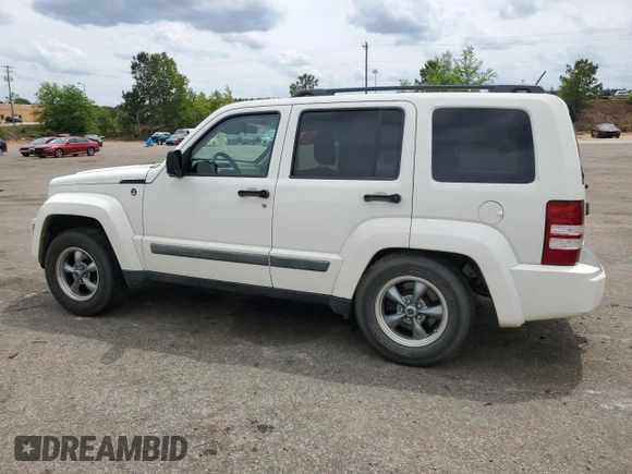 2008 Jeep Liberty Sport z VIN 1J8GN28KX8W266600, wystawiony jako Copart lot #54178985 z przebiegiem 156 294 mil mil oraz Szkoda całkowita • Salvage title. Historia ofert i sprzedaży dostępna na DreamBid. Obrazek 2.