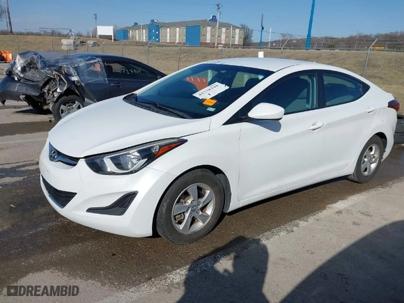 2015 Hyundai Elantra SE with VIN 5NPDH4AE3FH575474, listed as a IAAI auction lot 41738344 with 98,249 mi miles. Bid and sale history available at carsss.com. Image 2.