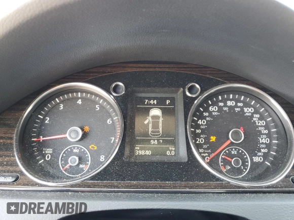 2015 Volkswagen CC Lux with VIN WVWRN7ANXFE820514, listed as a Copart auction lot 65550073 with 39,840 mi miles. Bid and sale history available at carsss.com. Image 9.